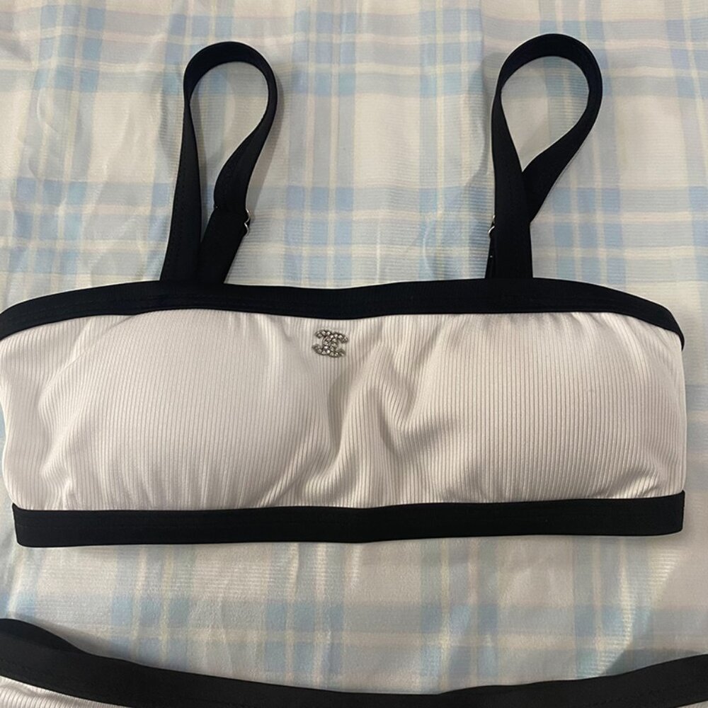 Celine's Classic Black And White Bikini Top Is A Bandeau-Style Halter Top. - Picture 2 of 7